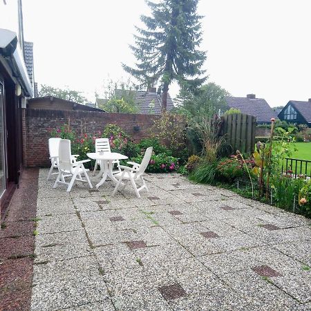Holiday Home In Noordwijkerhout With Terrace Close To A Lake Exterior foto