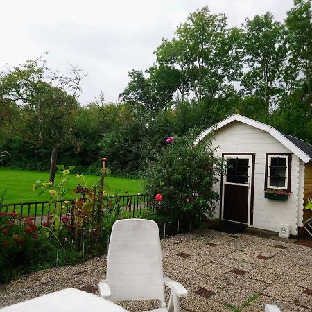 Holiday Home In Noordwijkerhout With Terrace Close To A Lake Exterior foto